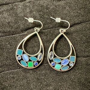 NIB Lia Sophia earrings